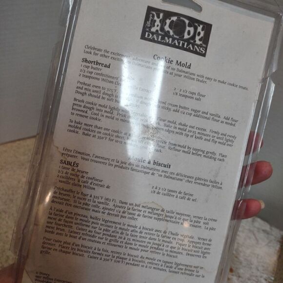 👍 Disney Dalmatian Cookie Mold. C7 - Picture 2 of 6